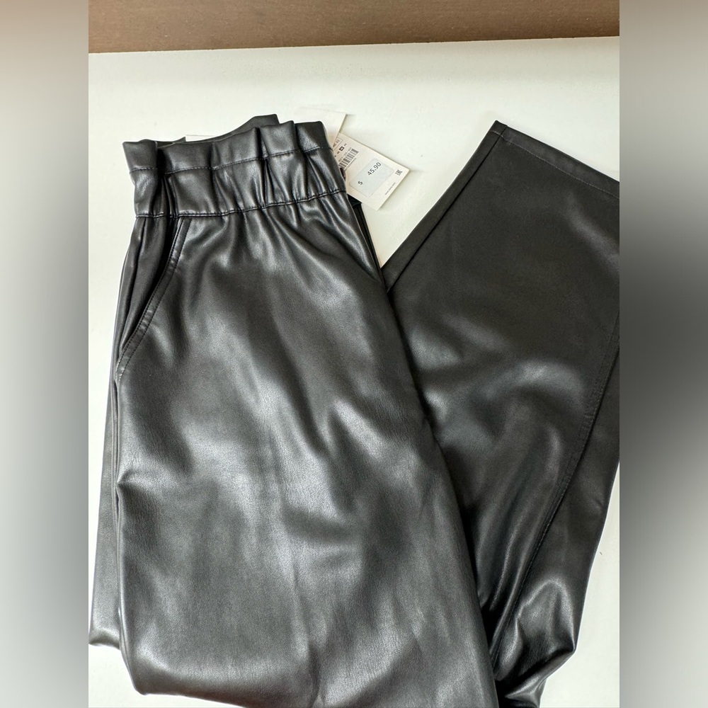 NWT Zara Baggy Faux Leather Pants Ruched Waist